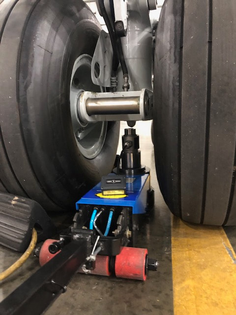 weighing a Boeing 767, weighing a Boeing 757, weighing a Boeing, Boeing weighing equipment, large jet weighing equipment, 767 weighing equipment, 767 weighing scales, 767 weighing procedure, A330 weighing equipment, A330 weighing, weighing an Airbus A330, Airbus A330 weighing system, weighing a Boeing 767 in less than 60 minutes, Boeing 757 weighing, weighing a Boeing 757, Weighing a Boeing jet, how to weigh a Boeing jet, how to weigh a Boeing 767,
